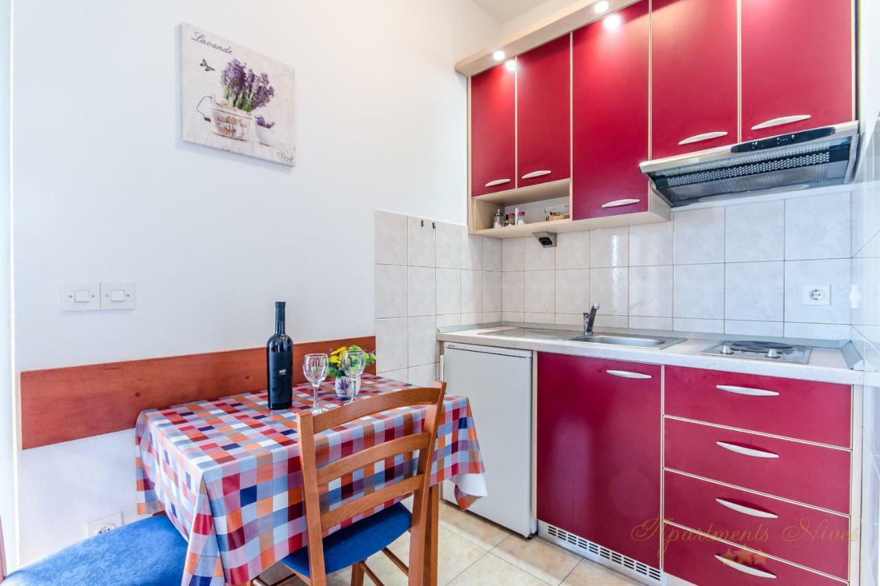 Apartments Nives Suhi Potok Jesenice  Exterior foto